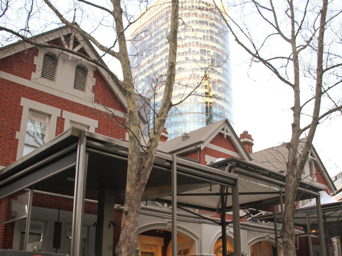 The Terrace Hotel Perth Exterior foto The station's entrance