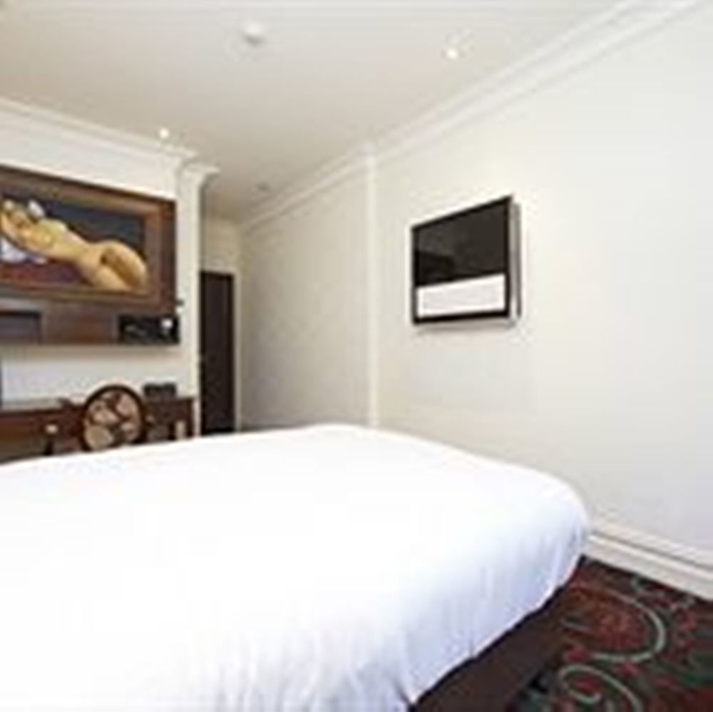 The Terrace Hotel Perth Exterior foto A room at the hotel