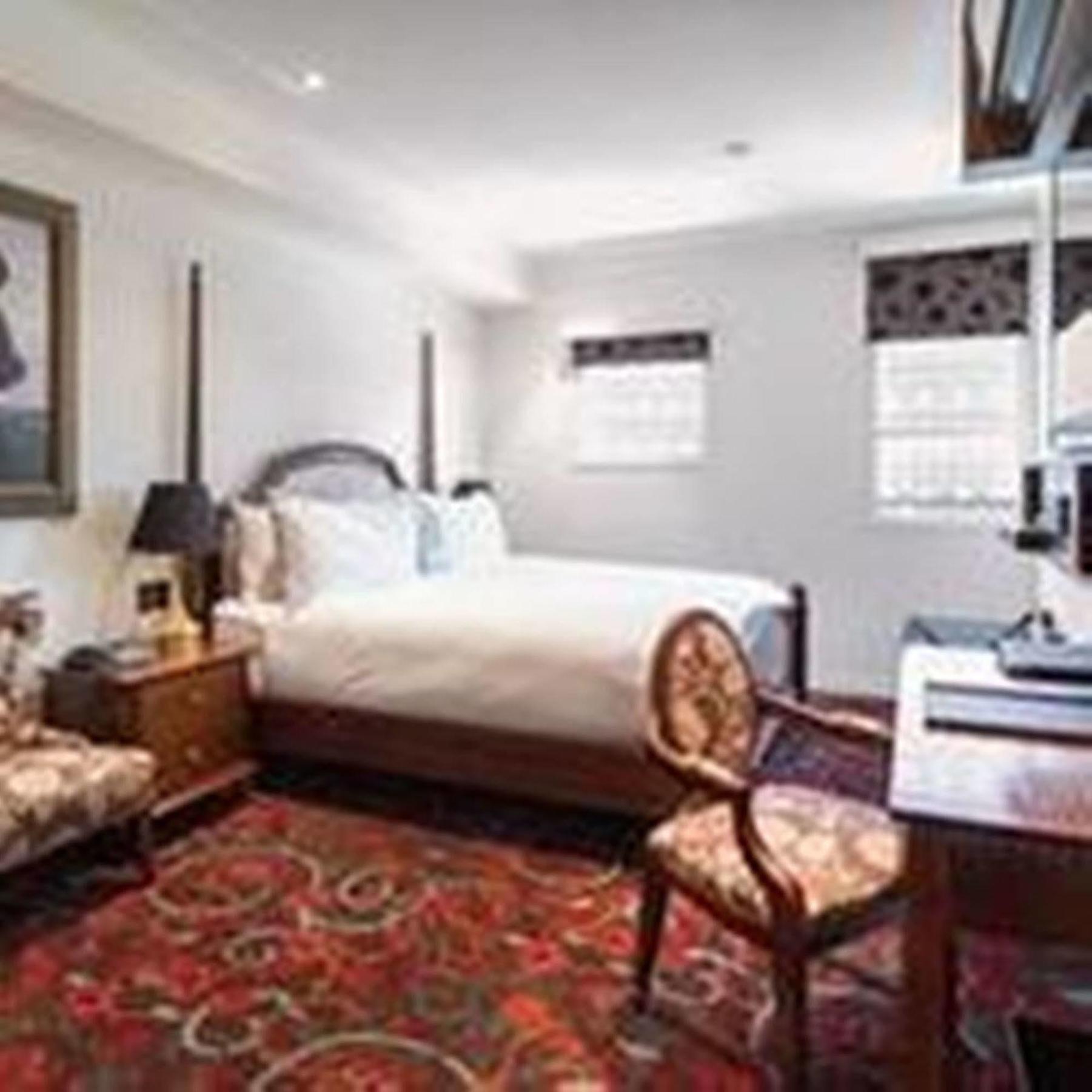 The Terrace Hotel Perth Exterior foto A bedroom at the hotel